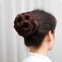 Blumenförmige Haarklammer mit Hairextension – Fiora