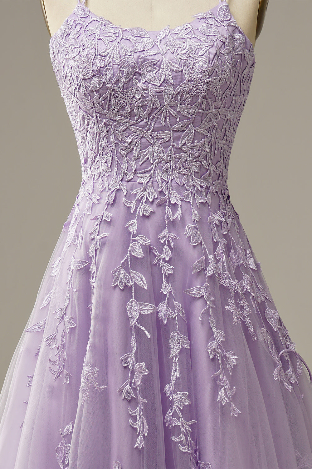 Fashionable Tulle Evening Dress with Appliqués - Victoria