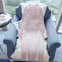 Gestricktes Samtpulloverkleid