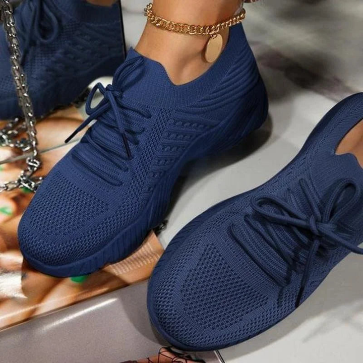 Luftdurchlässige Chunky-Damensneaker mit Schnürung – Saphira