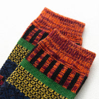 Retro Woolies Set | Warme und bequeme Socken mit stilvollem Design