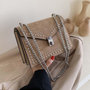Charlize Crossbody Tasche | Eine stilvolle & praktische Schultertasche