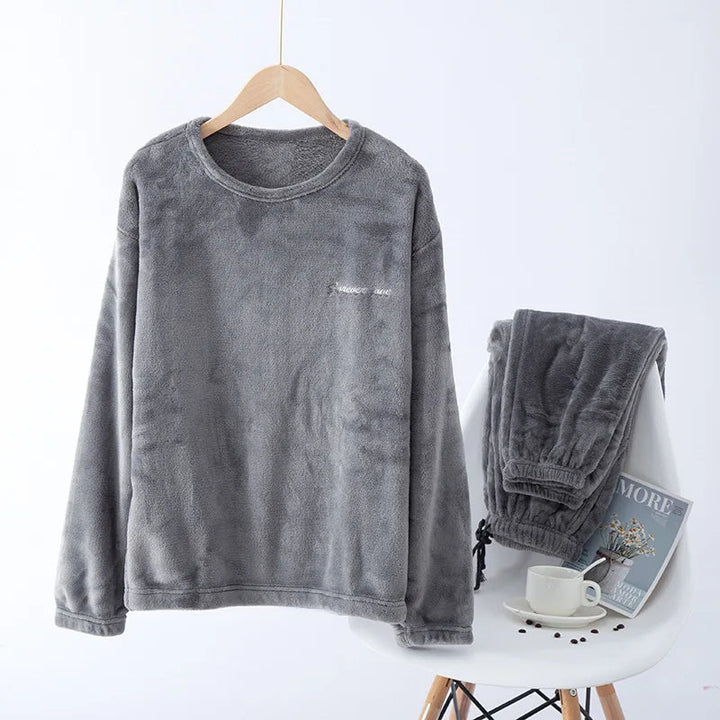 Winter Chill Pyjama | Warme und weiche Nachtmode für Männer