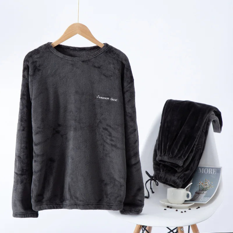 Winter Chill Pyjama | Warme und weiche Nachtmode für Männer