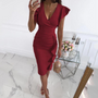 Stilvolles V-Ausschnitt-Kleid mit gerafften Ärmeln - Maud