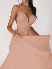 Trägerkleid mit V-Ausschnitt - Noa