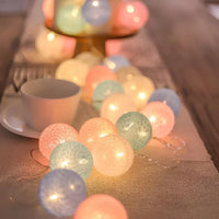 Stimmungsvolle Lichterkette mit Kugeln - LumaBreeze