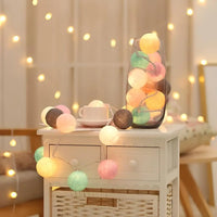 Stimmungsvolle Lichterkette mit Kugeln - LumaBreeze