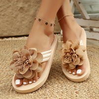 Stijlvolle dames slippers met bloemdetaillering voor de zomer - BlütenSchritt