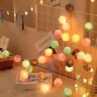 Stimmungsvolle Lichterkette mit Kugeln - LumaBreeze