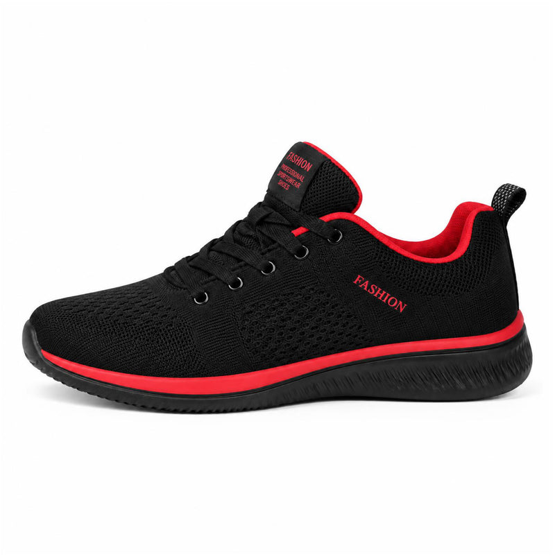 Zijaanzicht van zwarte gebreide sneaker met rode accenten op de zoolrand, binnenkant en het lipje 3