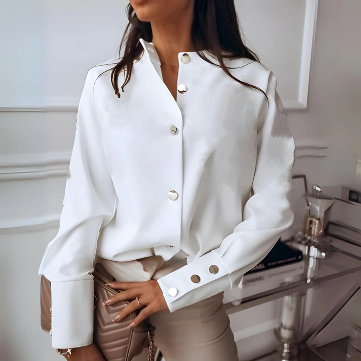 Stijlvolle dames blouse met knoopsluiting en klassieke kraag – Norea
