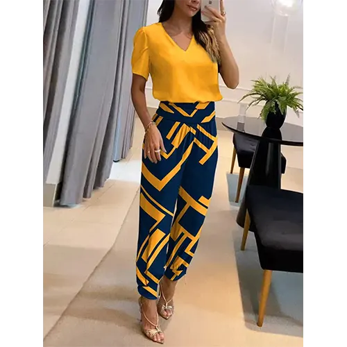 Trendiger Damen-Jumpsuit mit kurzen Ärmeln und weitem Bein - Alina