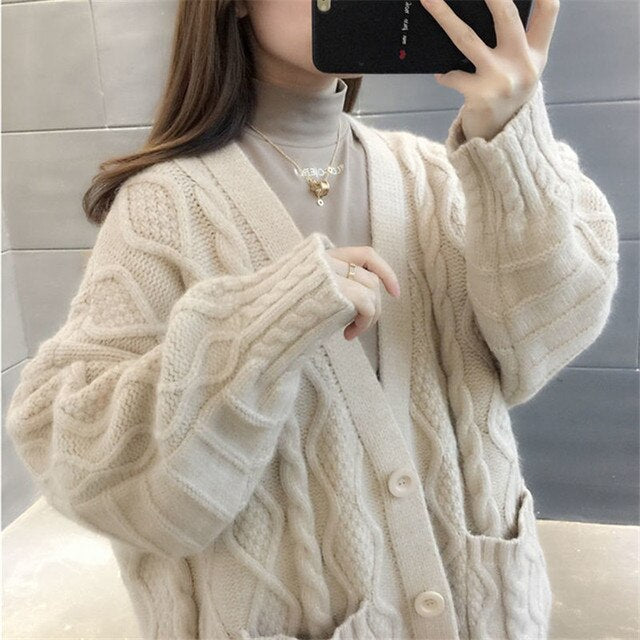 Alina knitted cardigan | Long, thick and warm