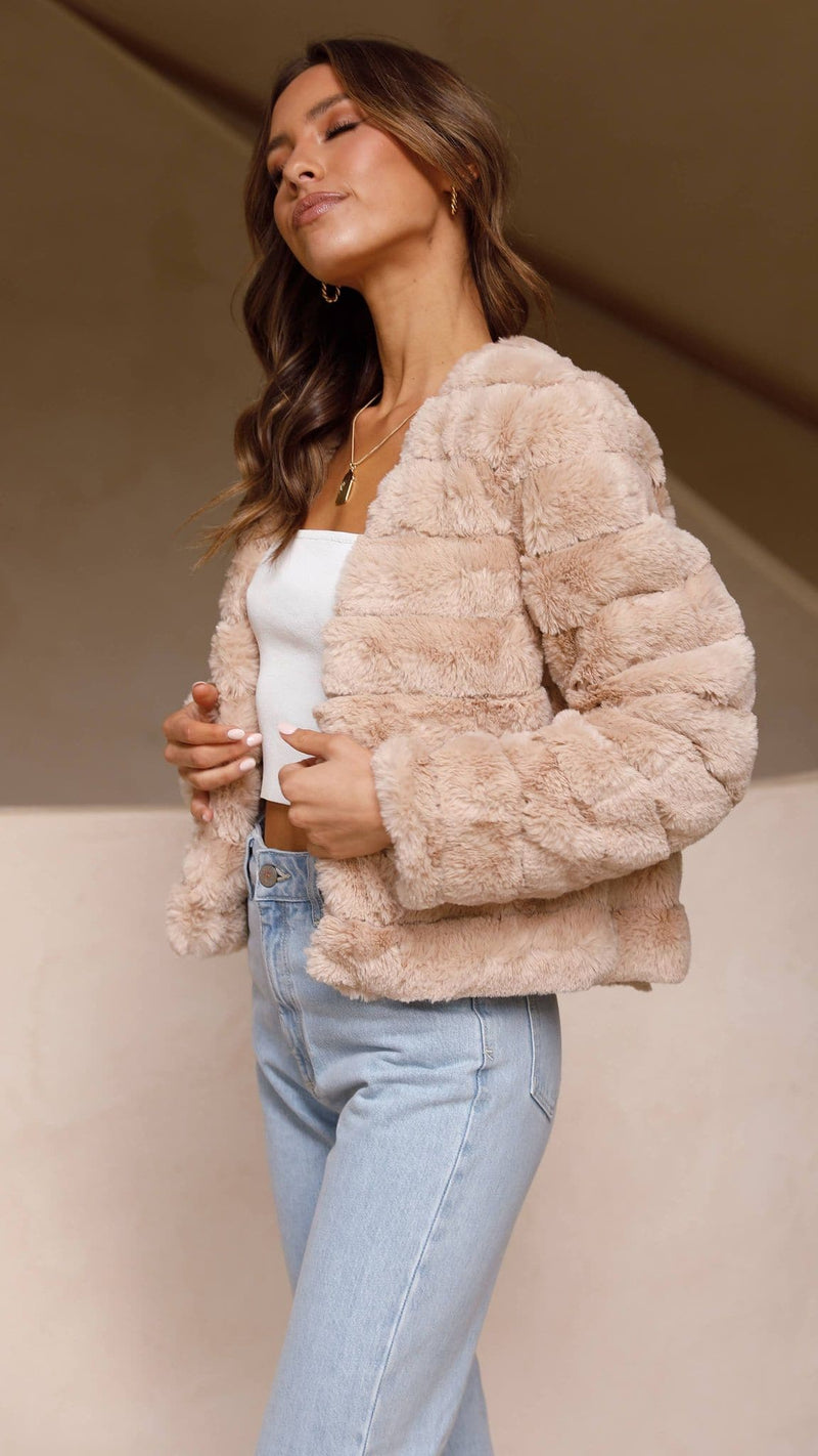 Luxuriöse Damen-Crop-Jacke - Veloura