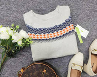 Skandinavischer trendiger Pullover mit lebendigem Muster - NordicChic