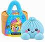 Blauwe pluche knoedel met lachend gezichtje naast de stoommandverpakking met pluche blauw handvat 1