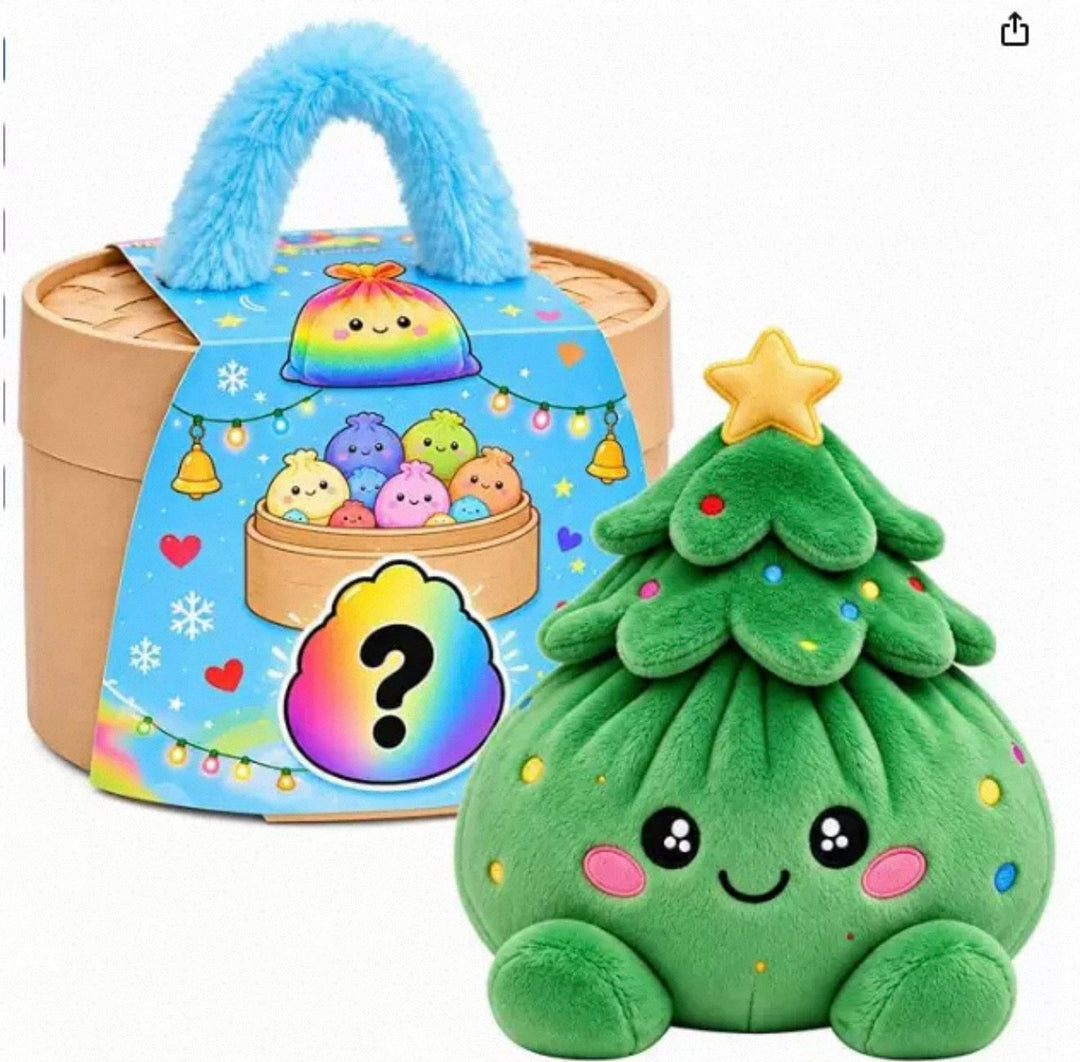 Groene kerstboomknoedel met gele ster op de top naast een stoommand met blauw pluchen handvat 14