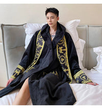 SnuggleMaster 5000 | Super comfy velvet bathrobe