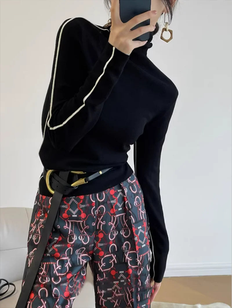 Lynn Sweater | Warm & Stylish