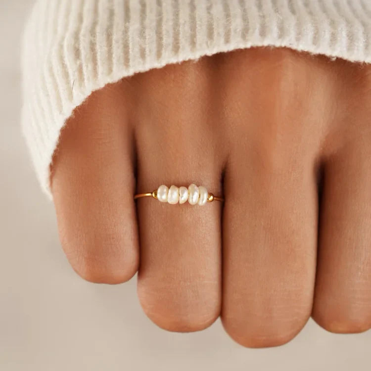 Classic Gold Pearl Ring - Sophie
