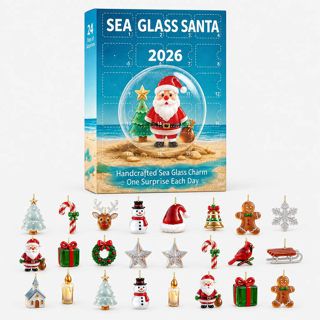Verpakking van de adventskalender met 24 vakjes, met daaronder alle 24 kersthangers uitgestald: kerstboompjes, rendier, sneeuwpop, kerstmuts, kaarsjes, kerkje e 2