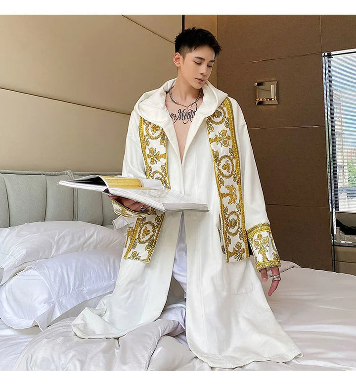 SnuggleMaster 5000 | Super comfy velvet bathrobe