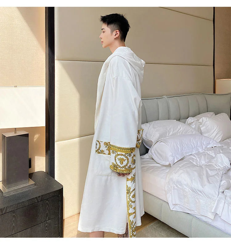 SnuggleMaster 5000 | Super comfy velvet bathrobe