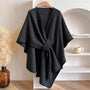 Damen-Umhang mit winddichtem Design – Celeste
