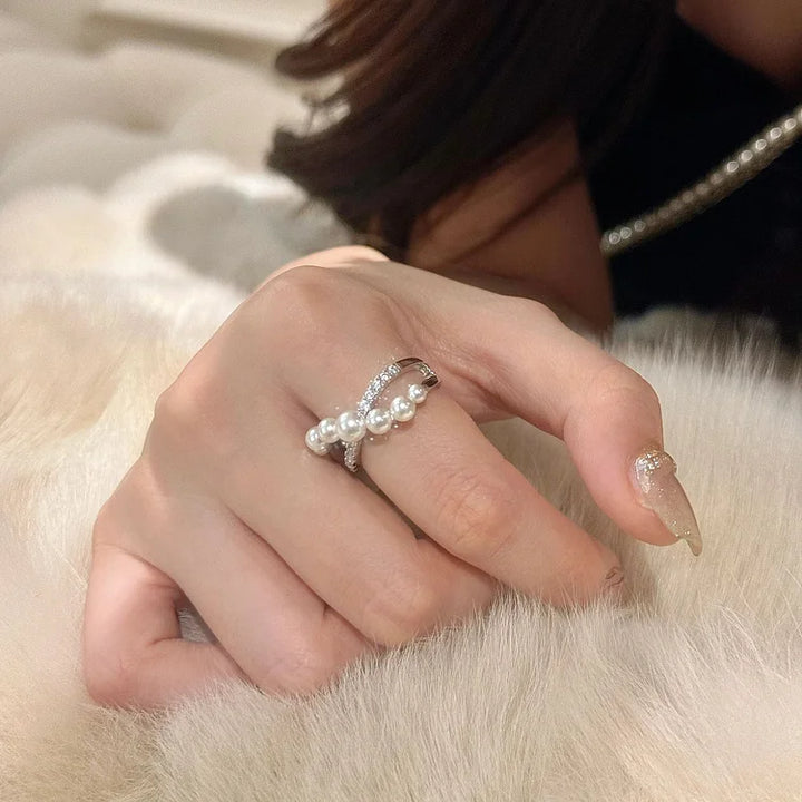 Verstellbarer Vintage-Ring mit Zirkonia und Perle - Isadora