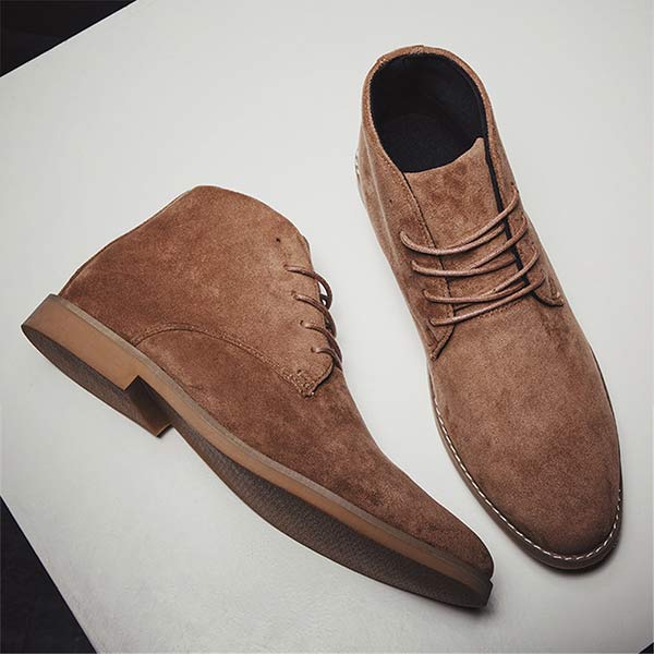 UrbanStride Classic | Stilvoller halbhoher Herrenschuh mit Schnürung