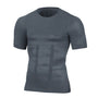 Grijs kort shirt met ronde hals en elastische banden over de buik, voorkant op een witte achtergrond. 4
