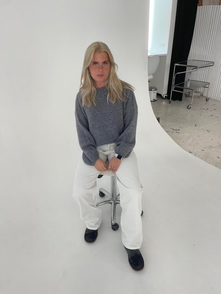 Weicher Damenpullover mit lockerem Schnitt - Aurena