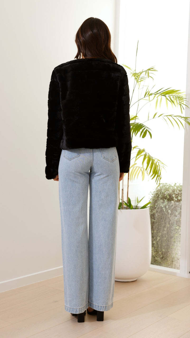 Luxuriöse Damen-Crop-Jacke - Veloura
