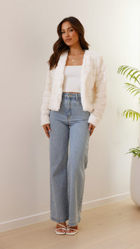 Luxuriöse Damen-Crop-Jacke - Veloura