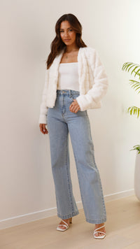 Luxuriöse Damen-Crop-Jacke - Veloura