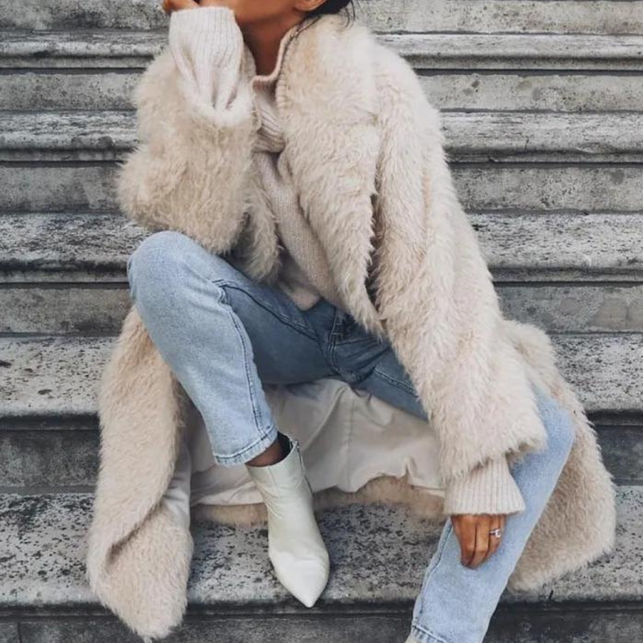 Gariela - Bequemer langer Teddy-Mantel