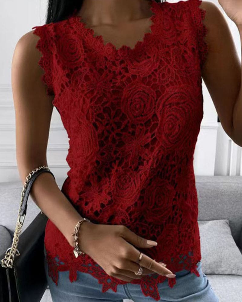 Bluse mit Spitzen-Detail in einfarbigem Stil - Elara