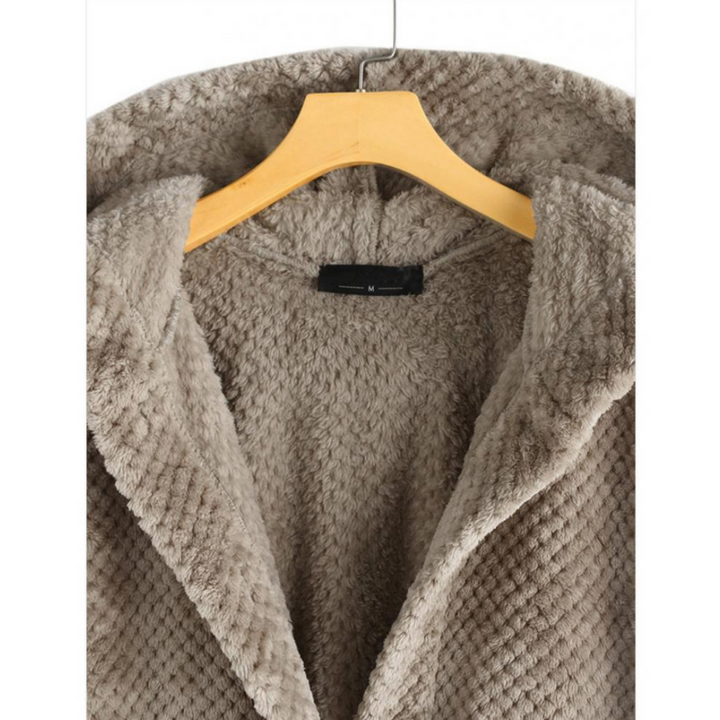 Trendige geschnittene Fleecejacke mit Kapuze - FleeceLux
