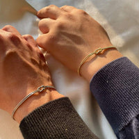 Minimalist Button Bracelet – Elva