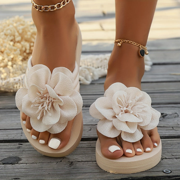 Stijlvolle dames slippers met bloemdetaillering voor de zomer - BlütenSchritt