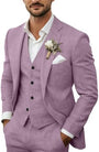 Model draagt het driedelige pak in lila met wit overhemd, corsage en pochet, vooraanzicht van colbert en vest. 7