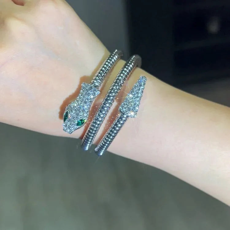 Stilvolles Schlangenarmband - Nysa