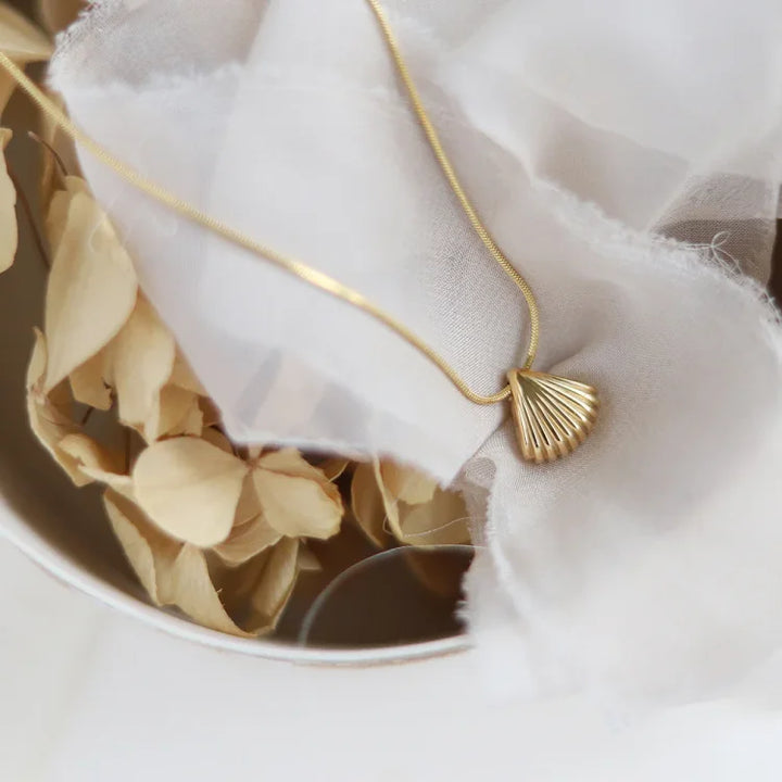 Goldene Jakobsmuschel Blumenketten - Lila