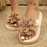 Stijlvolle dames slippers met bloemdetaillering voor de zomer - BlütenSchritt