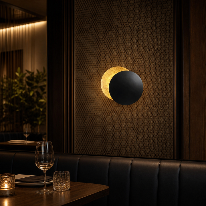Design Wandlamp Halo – Goud, Zwart of Wit – Astrelle