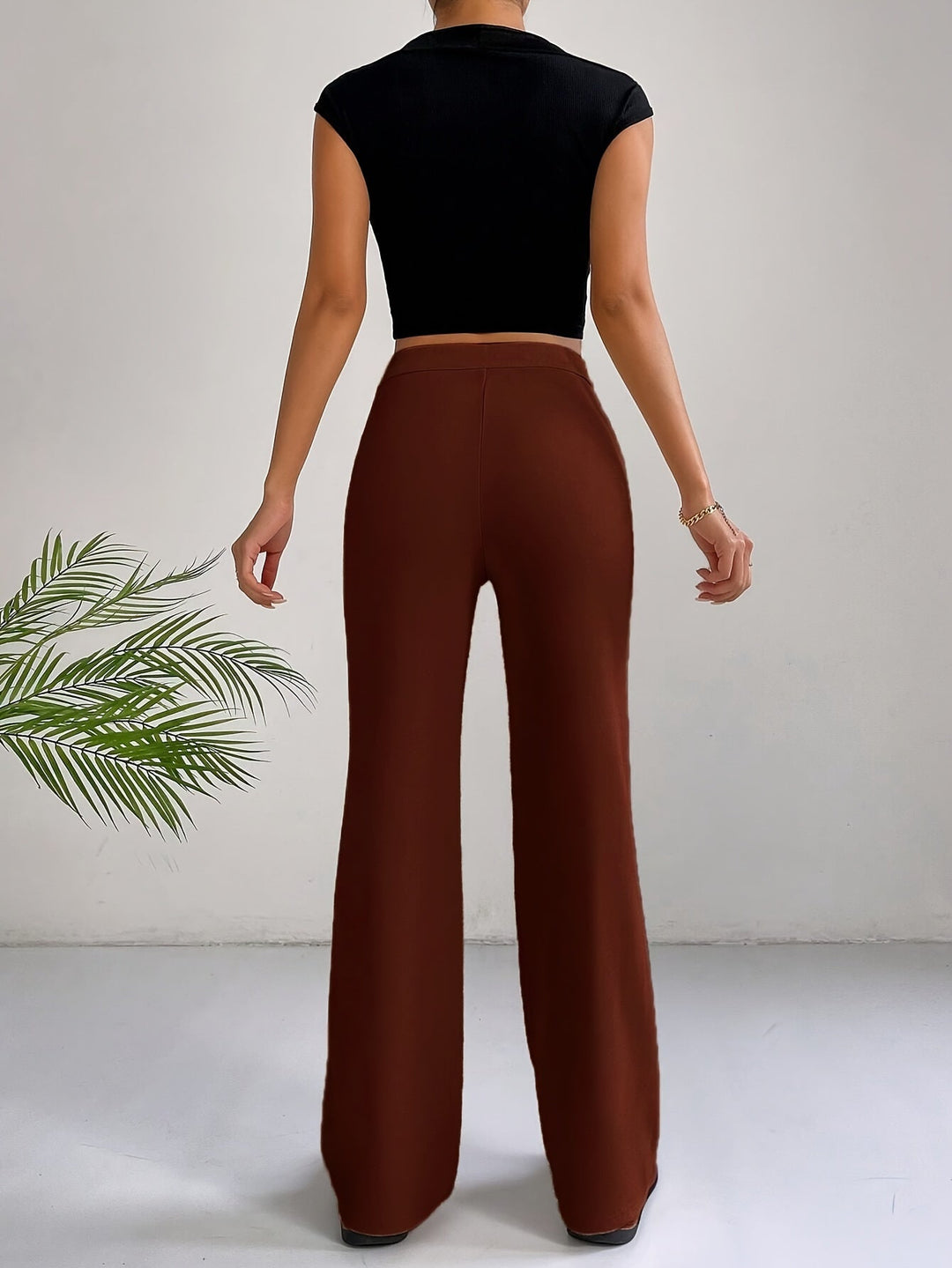 Trendige Damenhose mit hoher Taille und Plissee - Emilia
