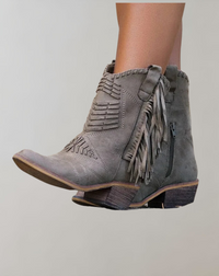Stilvolle Damen Stiefel mit Quasten - Selena