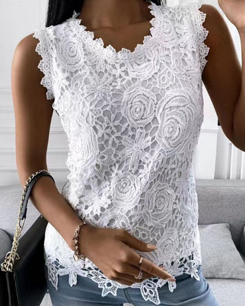 Bluse mit Spitzen-Detail in einfarbigem Stil - Elara