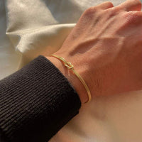 Minimalist Button Bracelet – Elva
